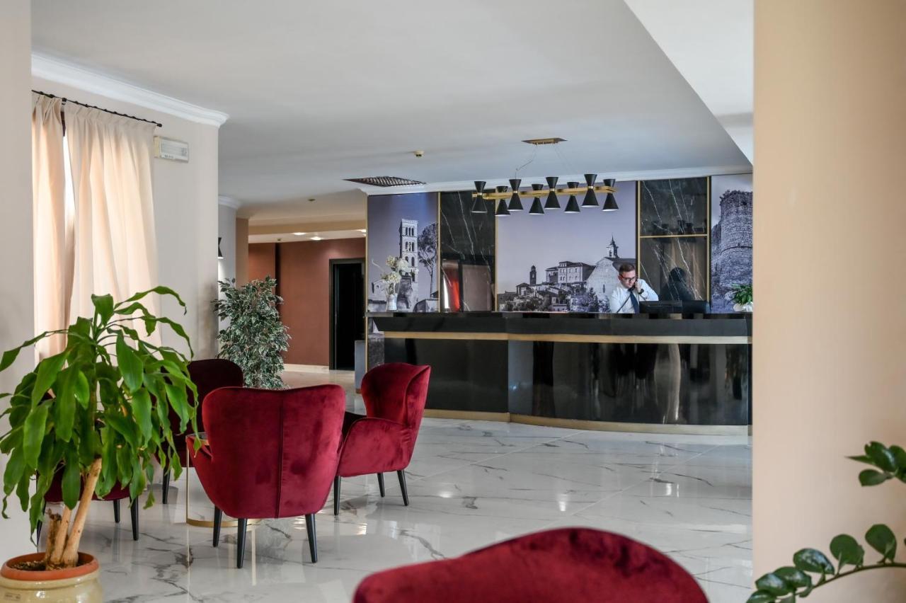 Roma Domus Hotel Ponzano Romano Eksteriør bilde