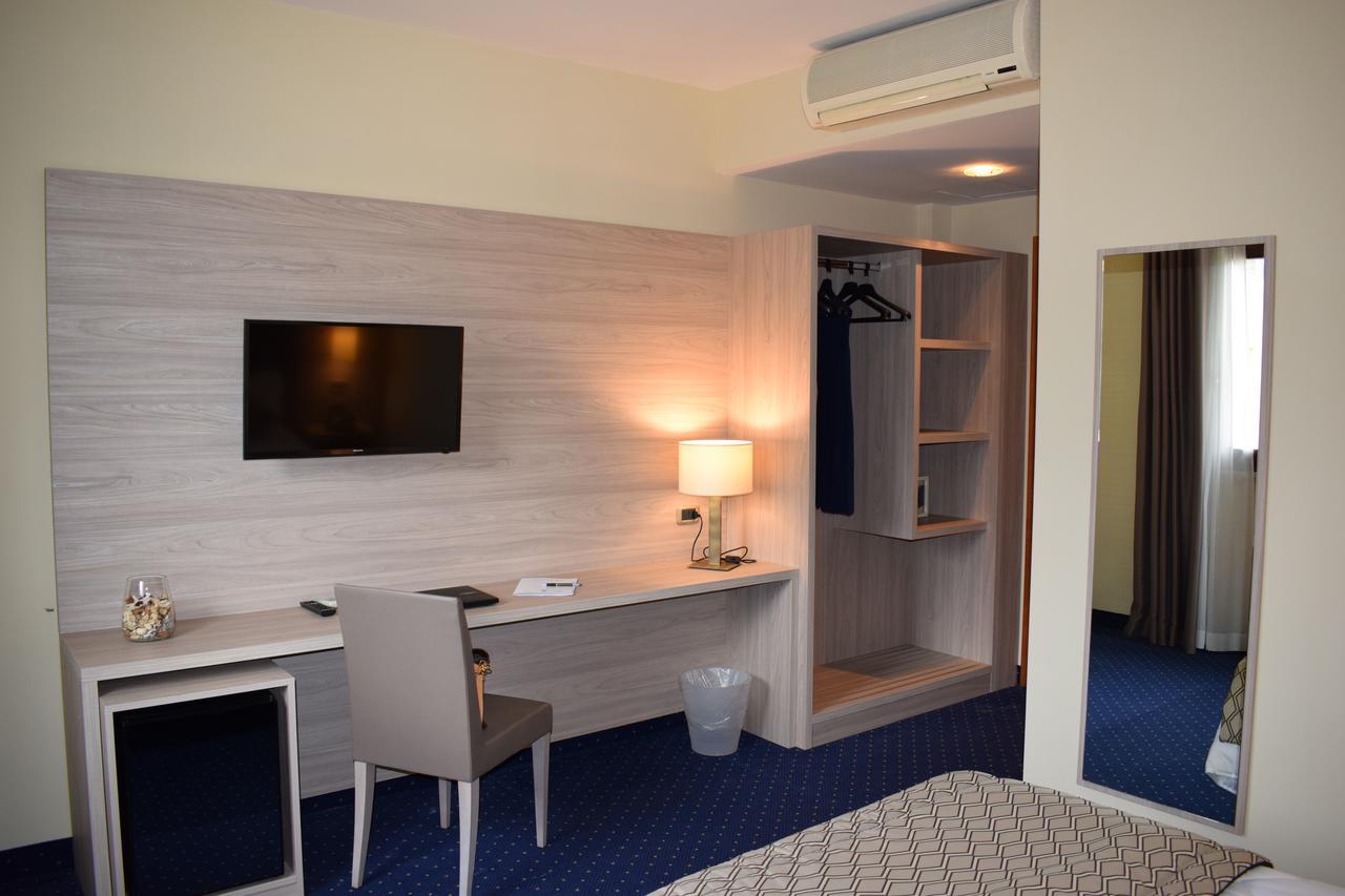 Roma Domus Hotel Ponzano Romano Eksteriør bilde